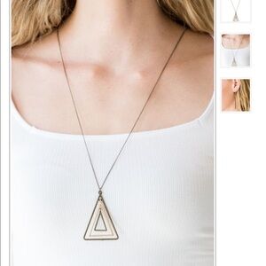 🆕 Tri Harder necklace set NWT